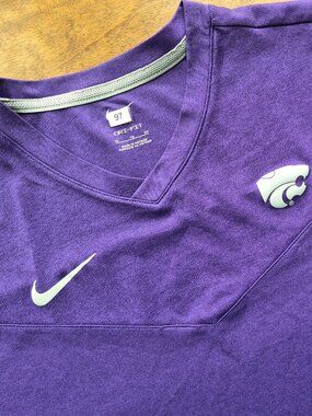 KSU Kansas State Wildcats On Field Team Issue #97 Training Top XL Purple Nike